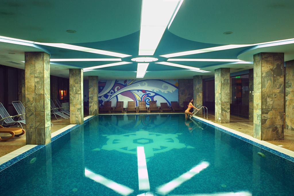 Winslow Infinity Aparthotel Банско Экстерьер фото